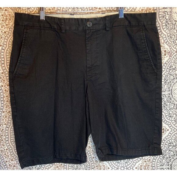 Black Mens Casual Chino Shorts With Pockets & Button Closure - Picture 2 of 9